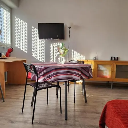 Proche Hopital Chu *