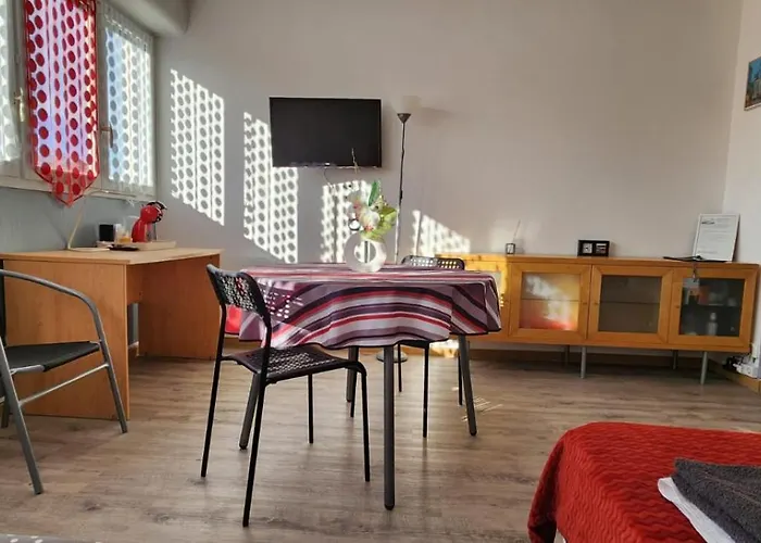 Proche Hopital Chu *